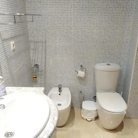 With 2 Bedrooms In With Furnished Balcony 1 Km From The Beach Lejlighed Dénia