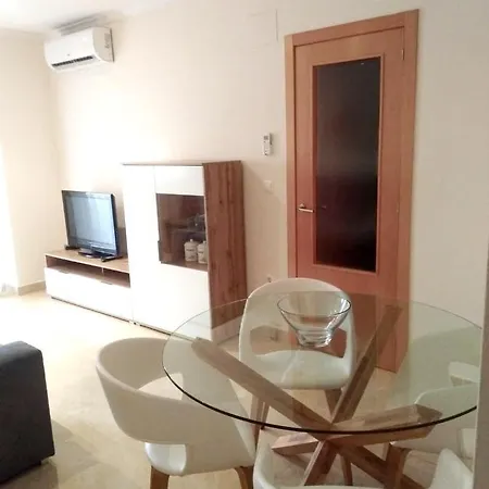 Lejlighed With 2 Bedrooms In With Furnished Balcony 1 Km From The Beach *