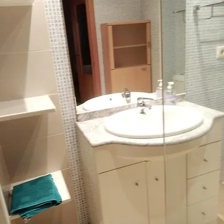 Lejlighed With 2 Bedrooms In With Furnished Balcony 1 Km From The Beach Dénia